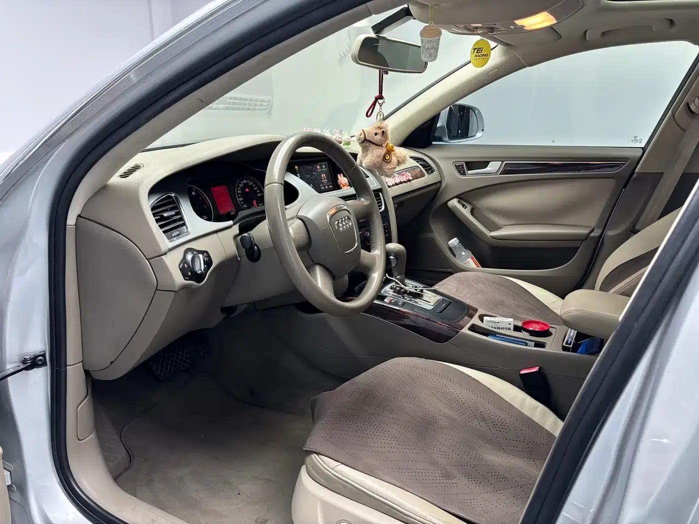 Audi A4L 2009 2.0 TFSI Comfort — миниатюра 7