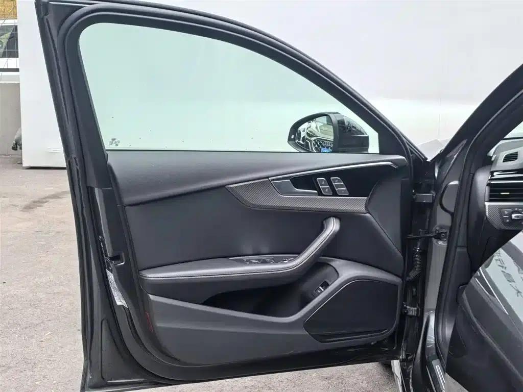 2024 Audi A4L 40 TFSI quattro RS Package (Sports Edition) — миниатюра 17