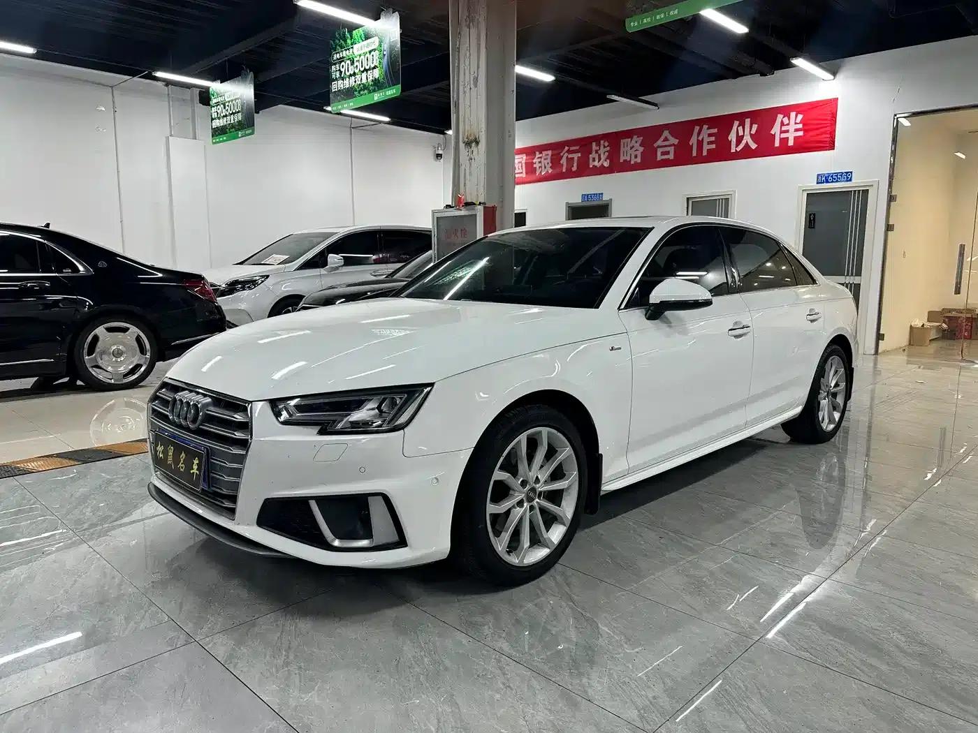 Audi A4L 2019 40 TFSI Sport (China VI Emission Standard) — миниатюра 1