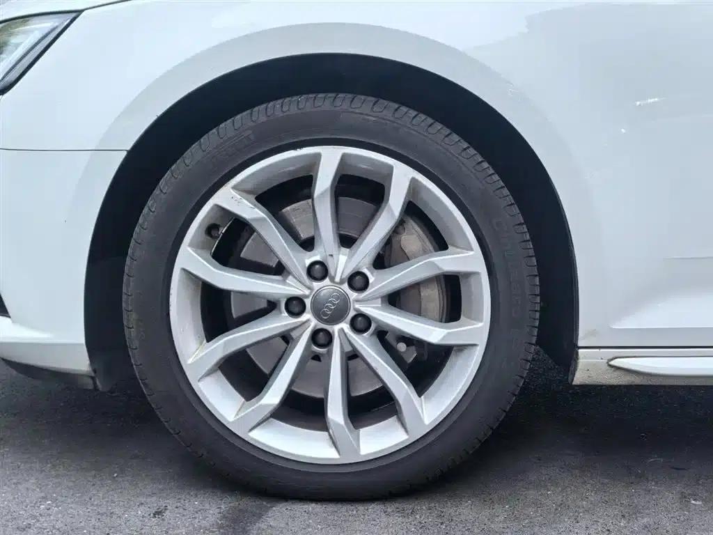 Audi A4L 2017 45 TFSI quattro Fashion Edition — миниатюра 22