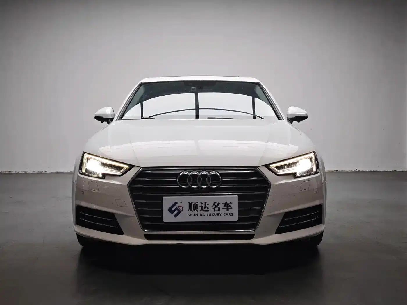 Audi A4L 2018 30th Anniversary Edition 40 TFSI Progressive — миниатюра 2