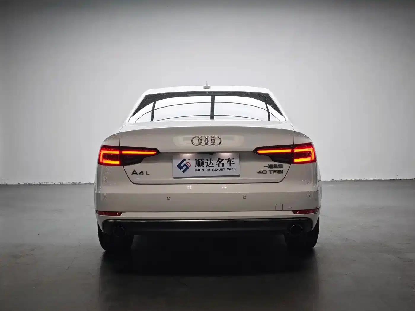 Audi A4L 2018 30th Anniversary Edition 40 TFSI Progressive — миниатюра 3