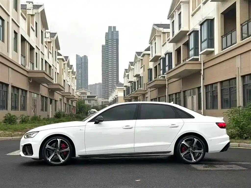 Audi A4L 2022 45 TFSI quattro Premium Dynamic Edition — миниатюра 7