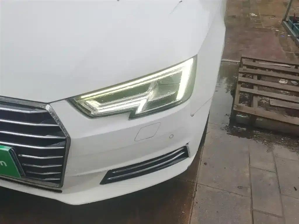 Audi A4L 2018 30th Anniversary Edition 40 TFSI Progressive — миниатюра 24
