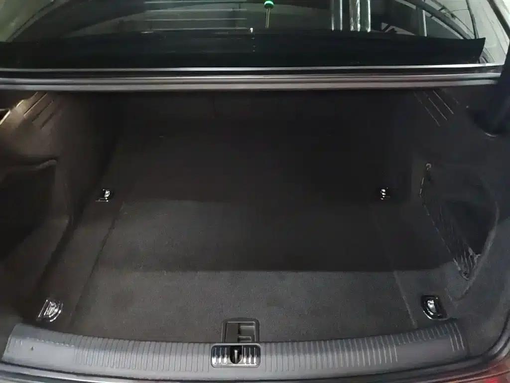 Audi A4L 2018 30th Anniversary Edition 40 TFSI Progressive — миниатюра 19
