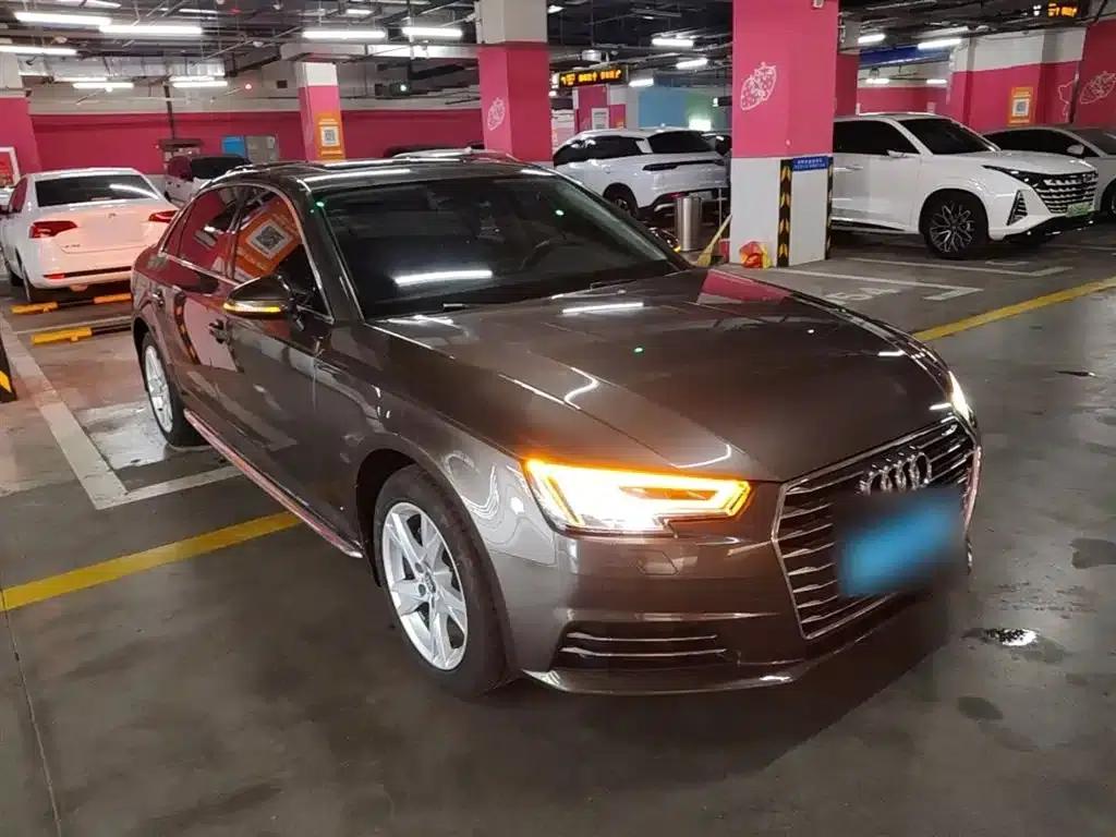 Audi A4L 2018 30th Anniversary Edition 40 TFSI Progressive — миниатюра 4