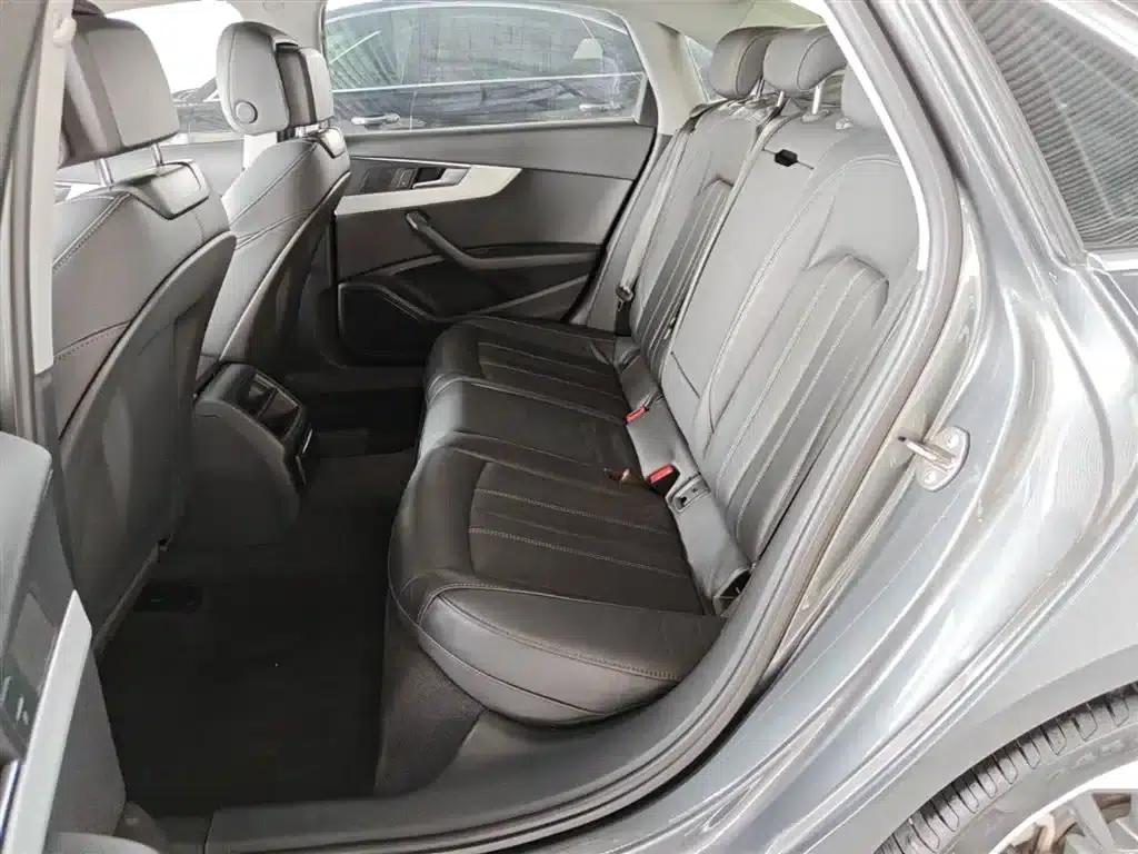Audi A4L 2022 40 TFSI Fashion Dynamic Edition — миниатюра 17