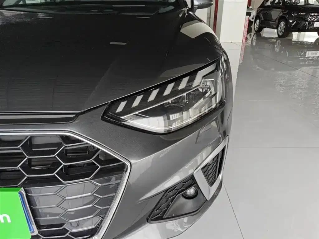 Audi A4L 2022 40 TFSI Fashion Dynamic Edition — миниатюра 24
