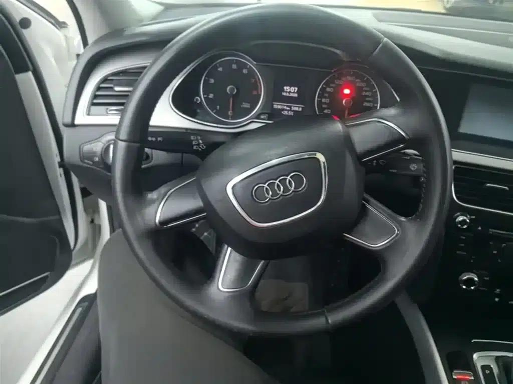 Audi A4L 2015 30 TFSI Automatic Comfort — миниатюра 11