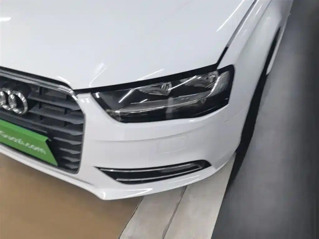 Audi A4L 2015 30 TFSI Automatic Comfort — миниатюра 24