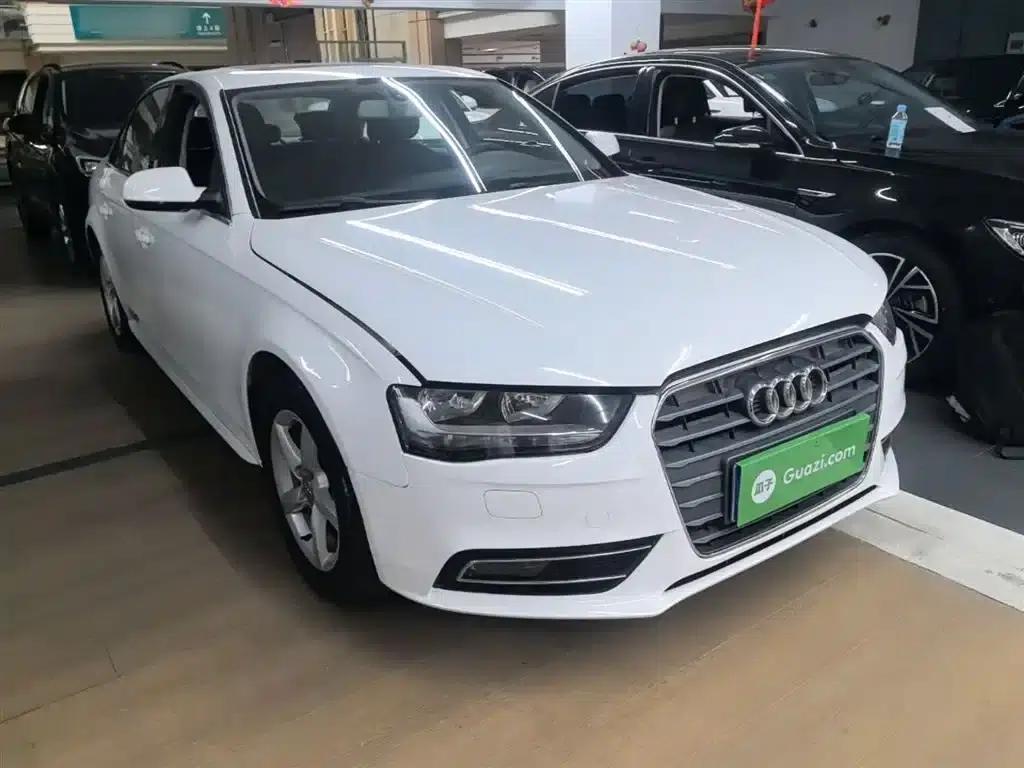 Audi A4L 2015 30 TFSI Automatic Comfort — миниатюра 4