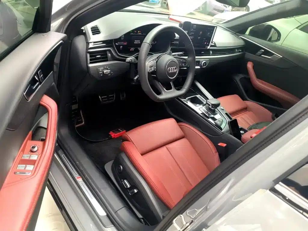 Audi A4L 2025 2 Million Unit Enjoyment Edition 40 TFSI Luxury Dynamic Model B&O Starry Night Edition — миниатюра 16