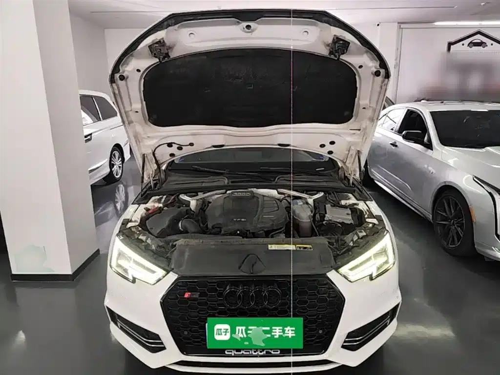 Audi A4L 2018 30th Anniversary Edition 40 TFSI Fashion Model — миниатюра 20