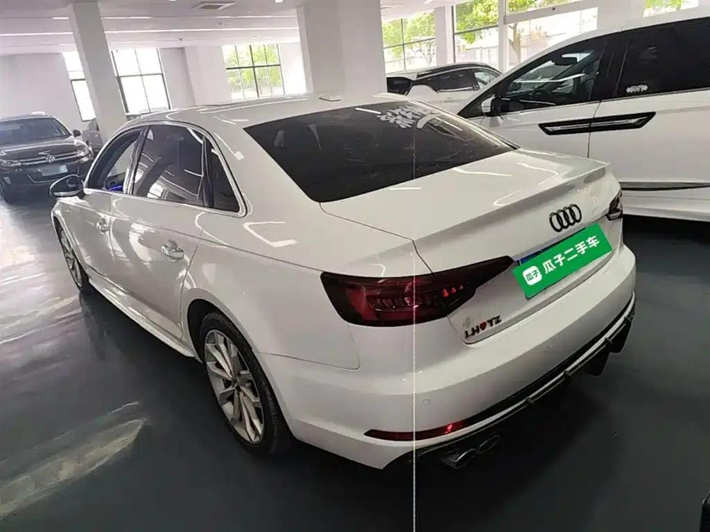 Audi A4L 2018 30th Anniversary Edition 40 TFSI Fashion Model — миниатюра 5