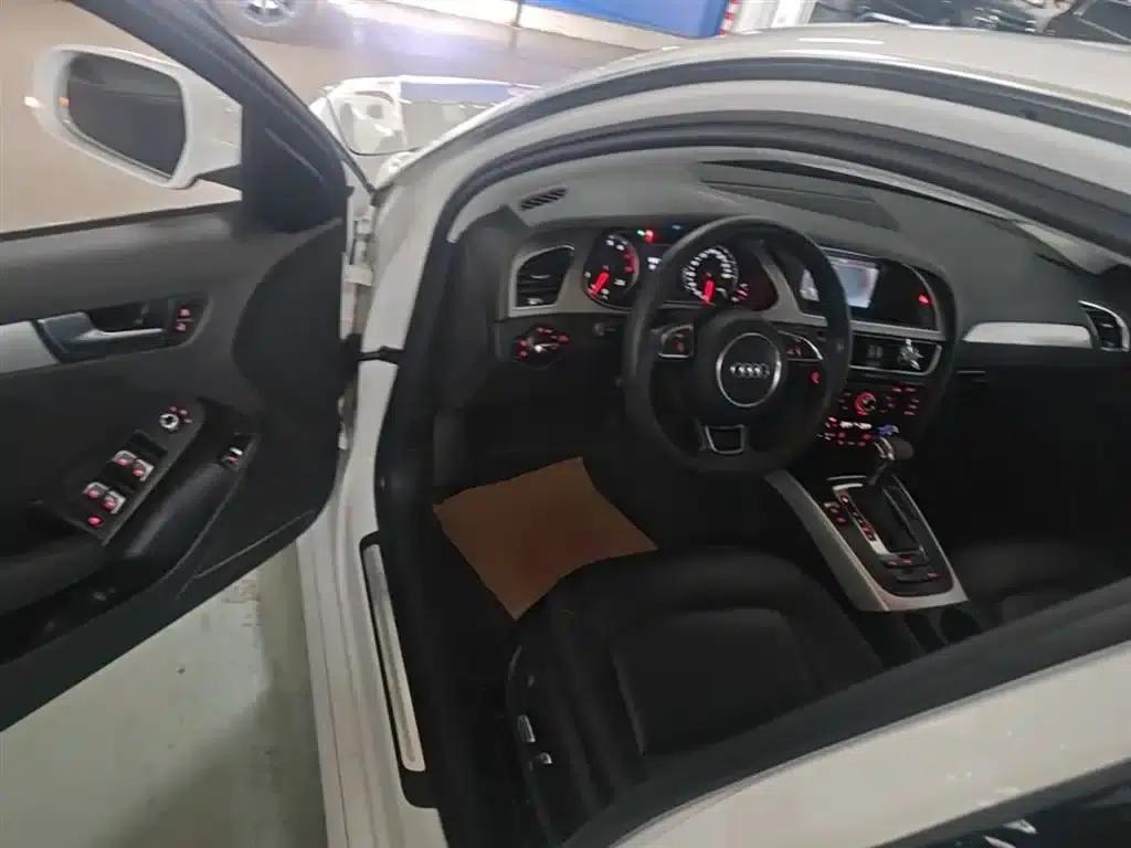 Audi A4L 2013 35 TFSI Automatic Standard Edition — миниатюра 16