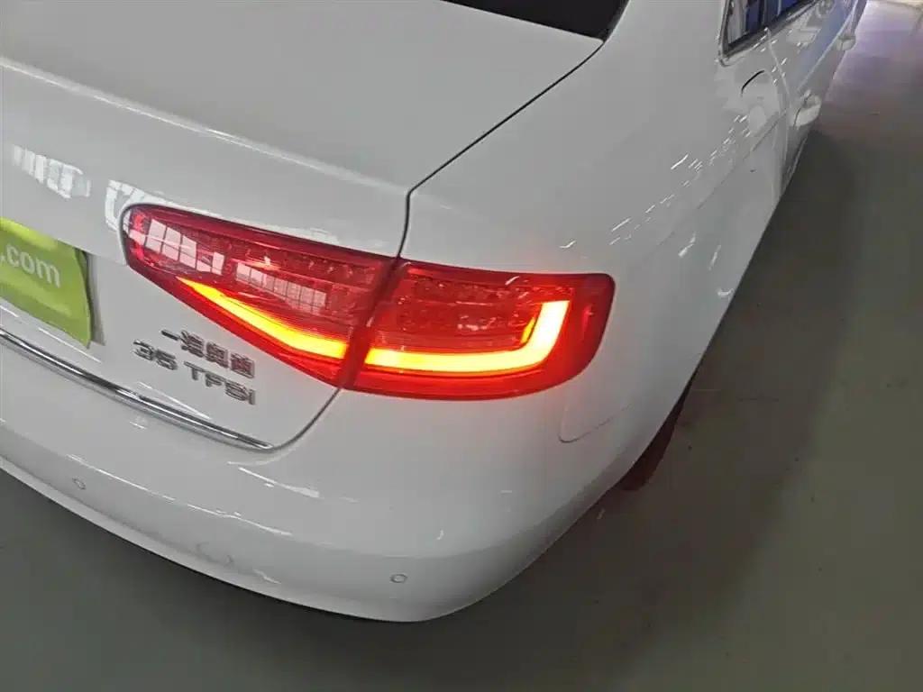Audi A4L 2013 35 TFSI Automatic Standard Edition — миниатюра 8