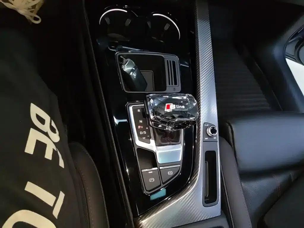 Audi A4L 2022 40 TFSI quattro RS Package (Sports Edition) — миниатюра 14