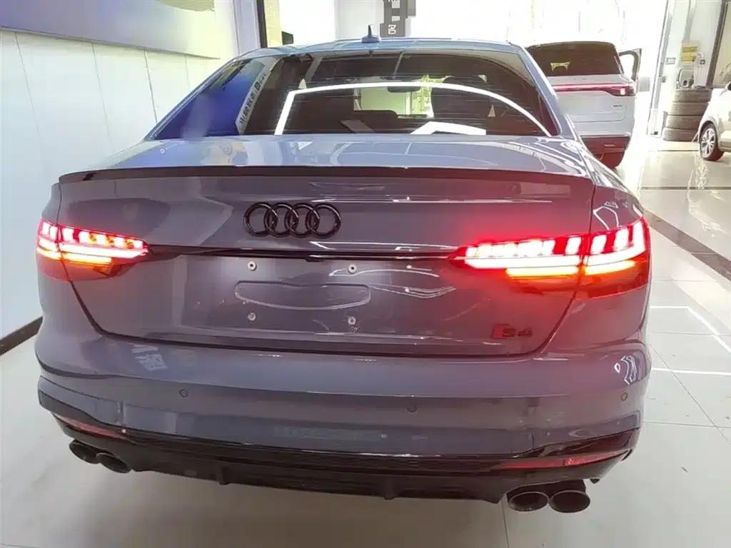 Audi A4L 2022 40 TFSI quattro RS Package (Sports Edition) — миниатюра 6