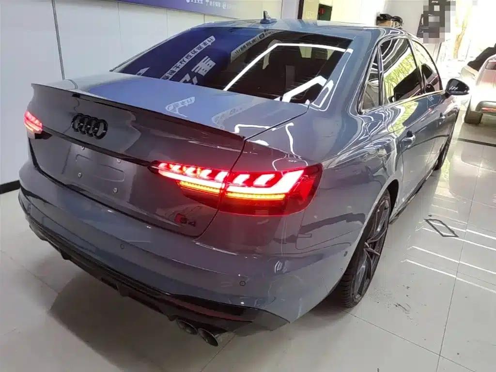 Audi A4L 2022 40 TFSI quattro RS Package (Sports Edition) — миниатюра 7