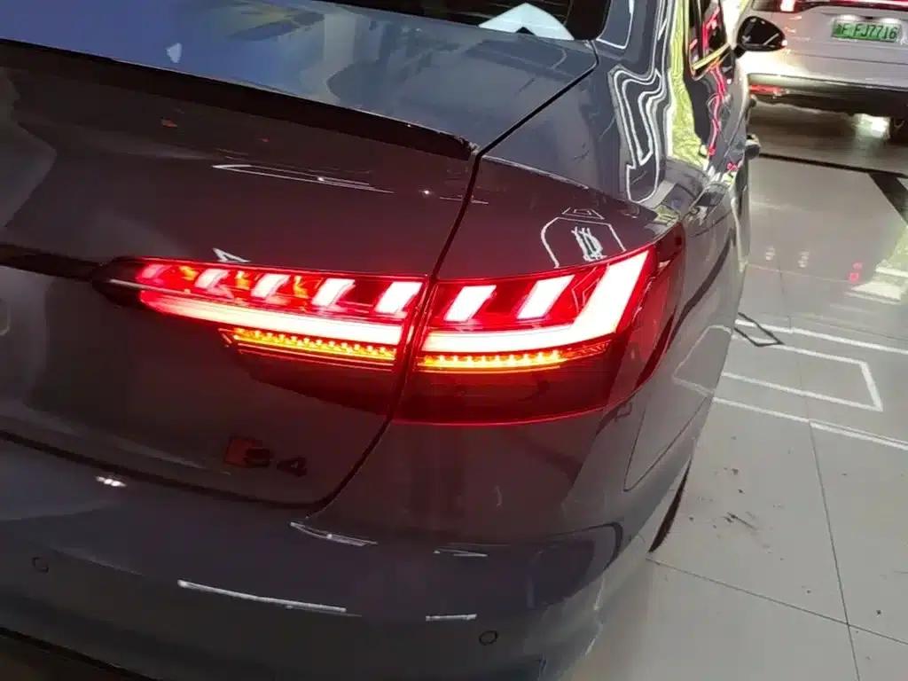 Audi A4L 2022 40 TFSI quattro RS Package (Sports Edition) — миниатюра 8