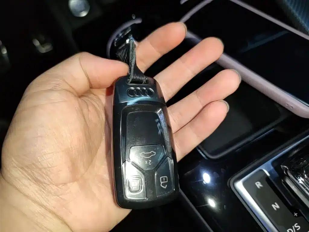 Audi A4L 2022 40 TFSI quattro RS Package (Sports Edition) — миниатюра 9
