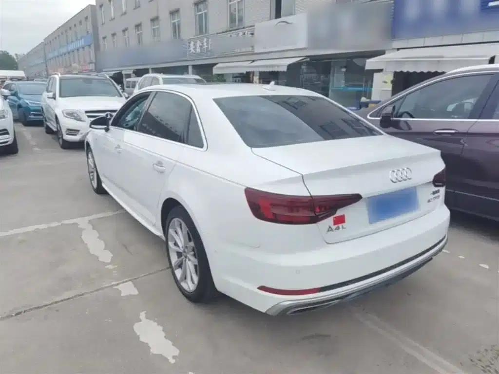 Audi A4L 2019 40 TFSI Fashion Edition (China VI Emission Standard) — миниатюра 5