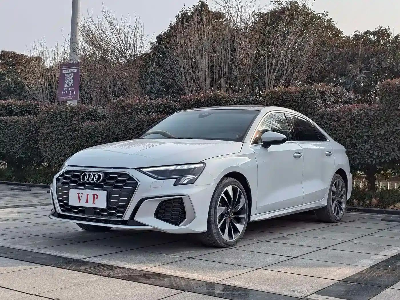 2024 Audi A3 A3L Limousine 35 TFSI Fashion Sport — миниатюра 1
