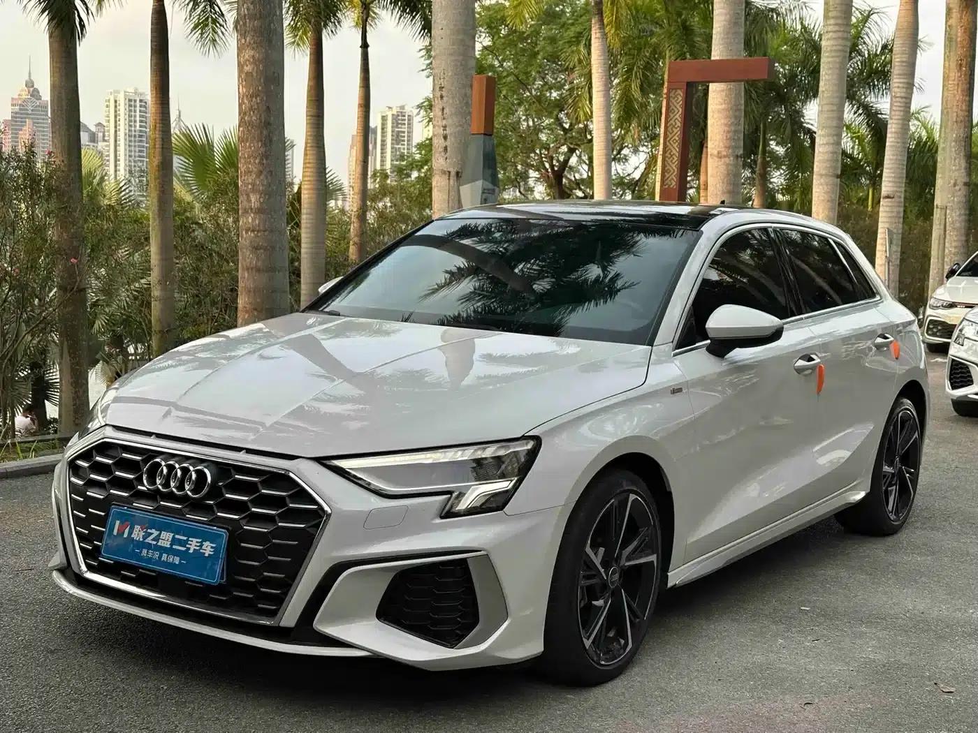 Audi A3 2022 Sportback 35 TFSI Fashion Sport — миниатюра 1