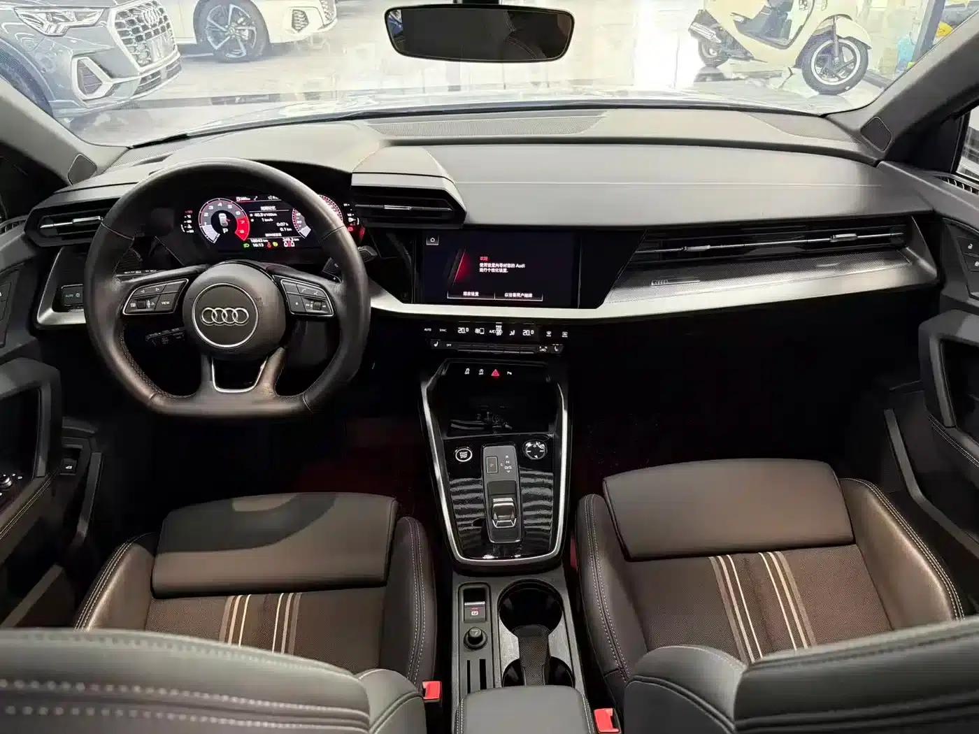 Audi A3 2023 Sportback 35 TFSI Fashion Sport — миниатюра 6