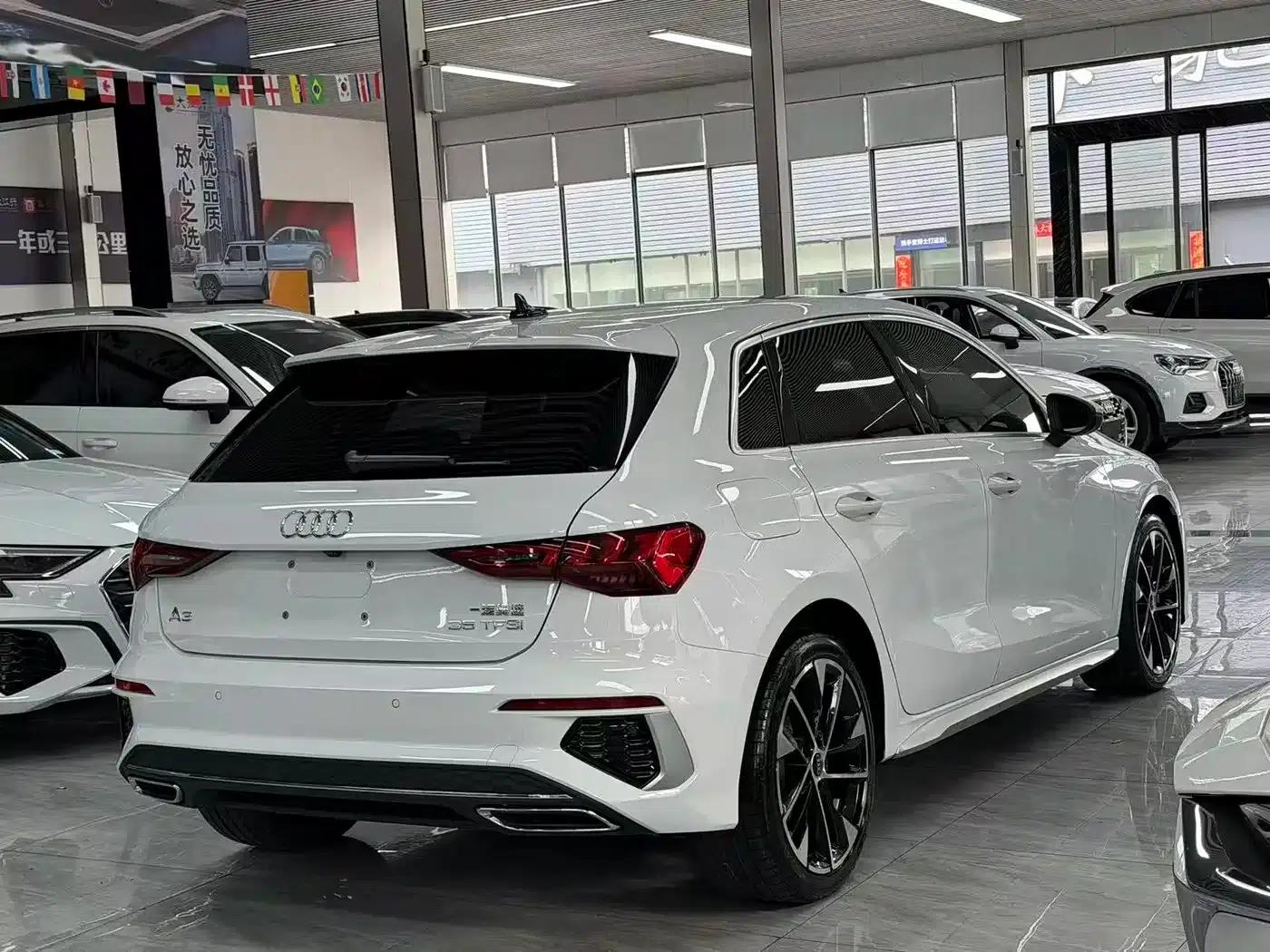 Audi A3 2023 Sportback 35 TFSI Fashion Sport — миниатюра 10