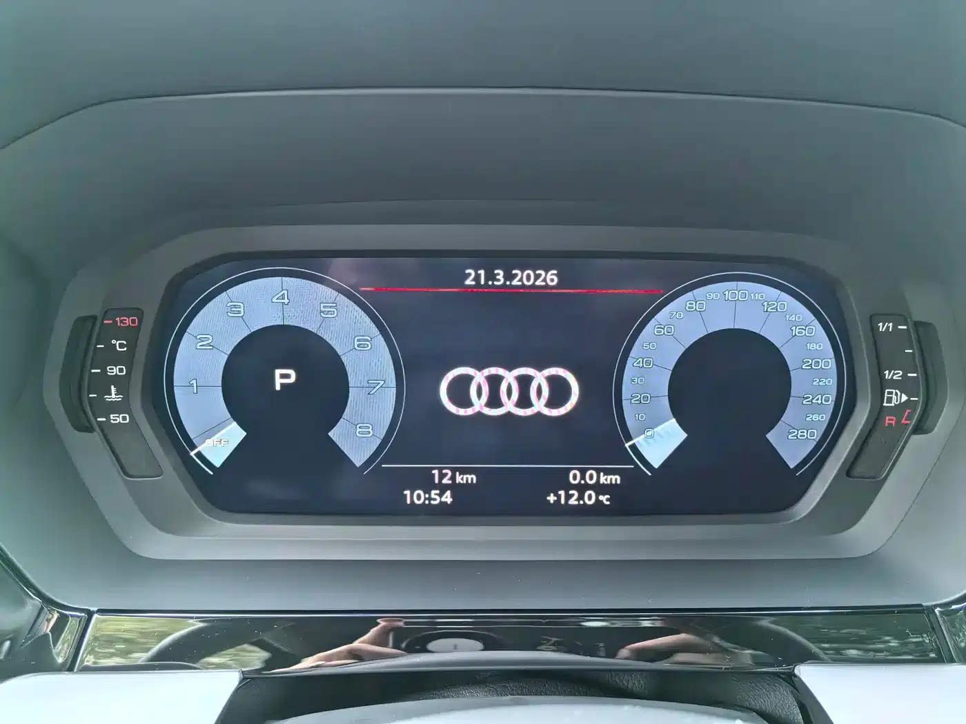 Audi A3 2025 A3L Limousine 35TFSI Flying Spur Premium Edition — миниатюра 5