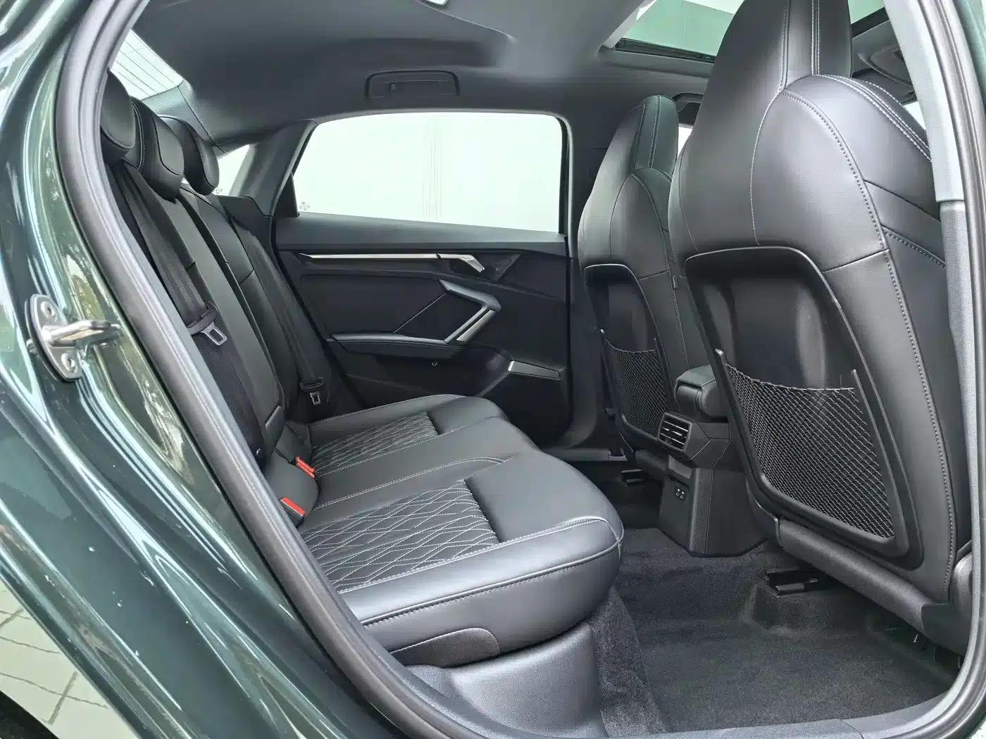Audi A3 2025 A3L Limousine 35TFSI Flying Spur Premium Edition — миниатюра 6
