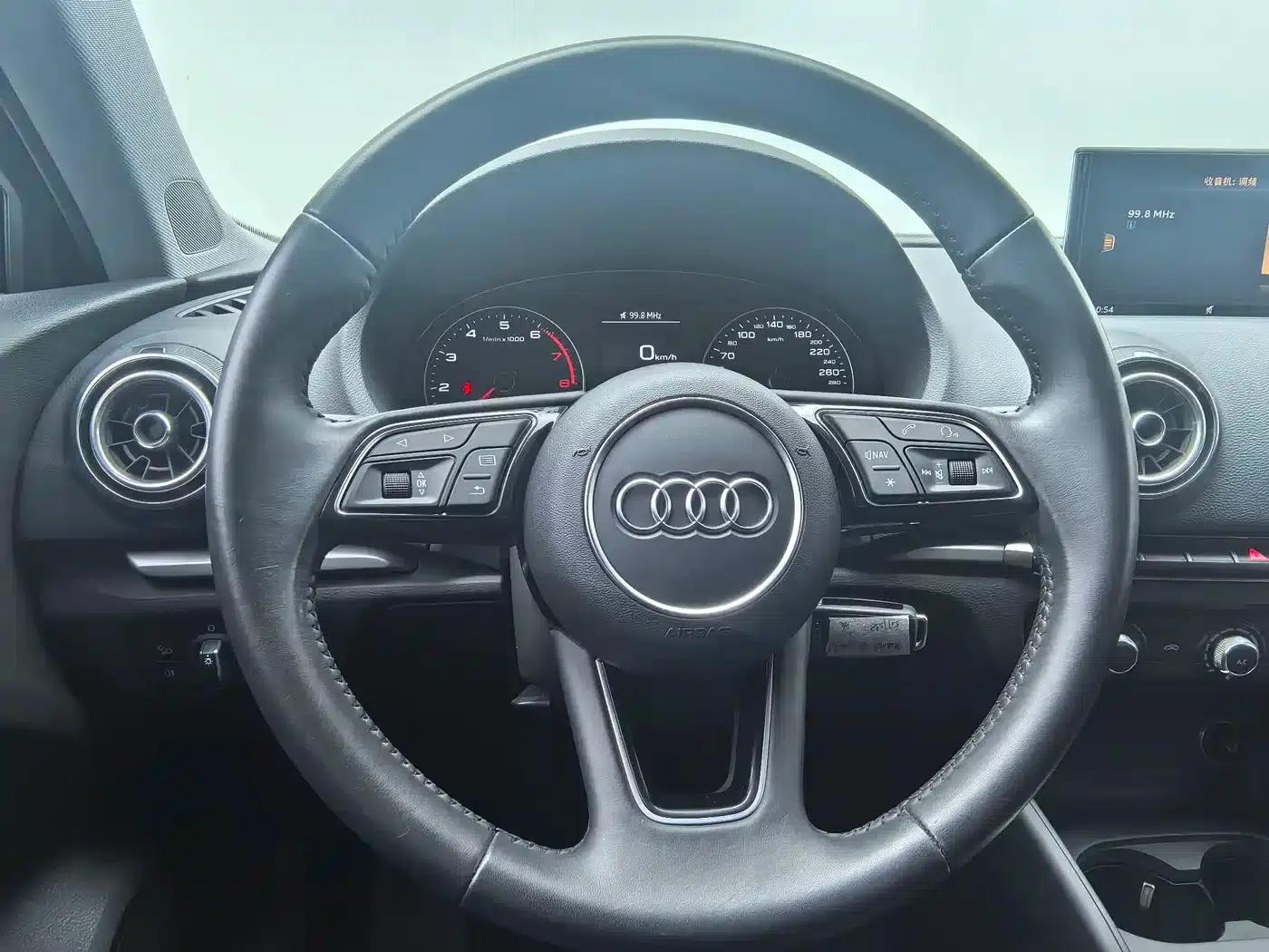 Audi A3 2019 Sportback 35 TFSI Progressive (China VI Emission Standard) — миниатюра 7