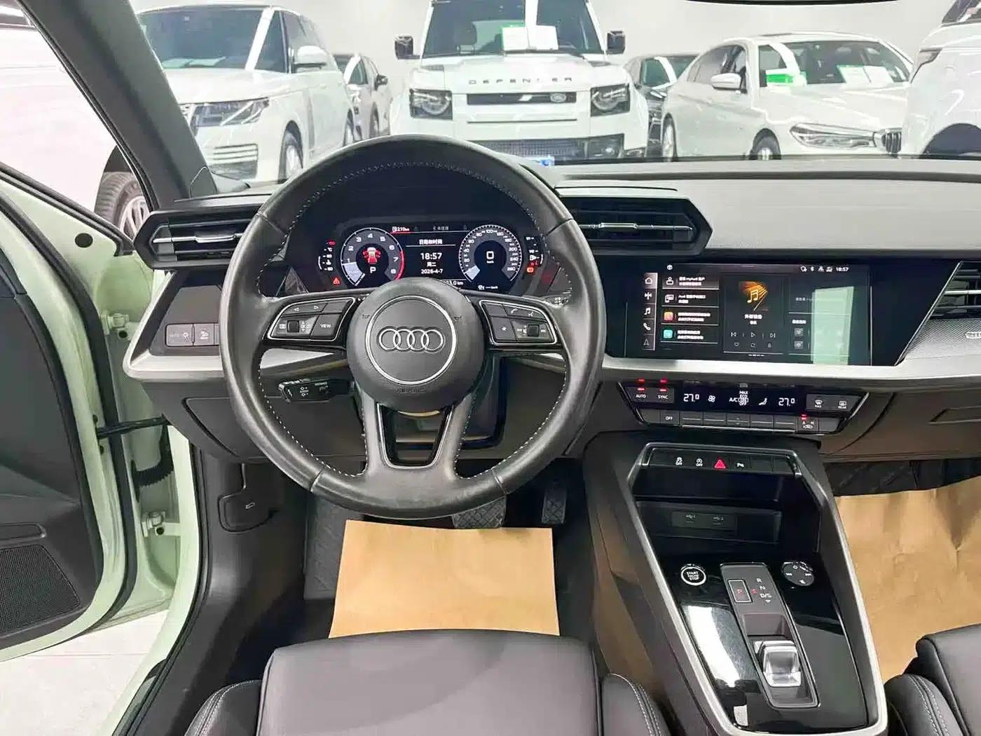Audi A3 2021 Sportback 35 TFSI Fashion Sport — миниатюра 12