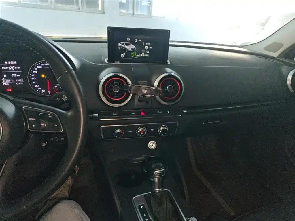 Audi A3 2017 Limousine 35 TFSI Fashion Edition — миниатюра 13