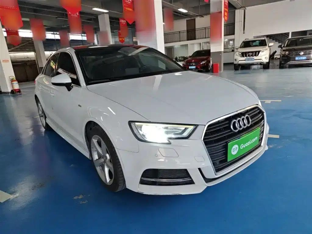 Audi A3 2017 Limousine 35 TFSI Fashion Edition — миниатюра 4