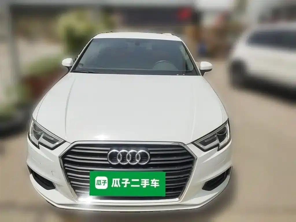 Audi A3 2018 30th Anniversary Edition Limousine 35 TFSI Progressive — миниатюра 5