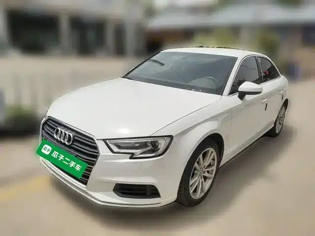 Audi A3 2018 30th Anniversary Edition Limousine 35 TFSI Progressive