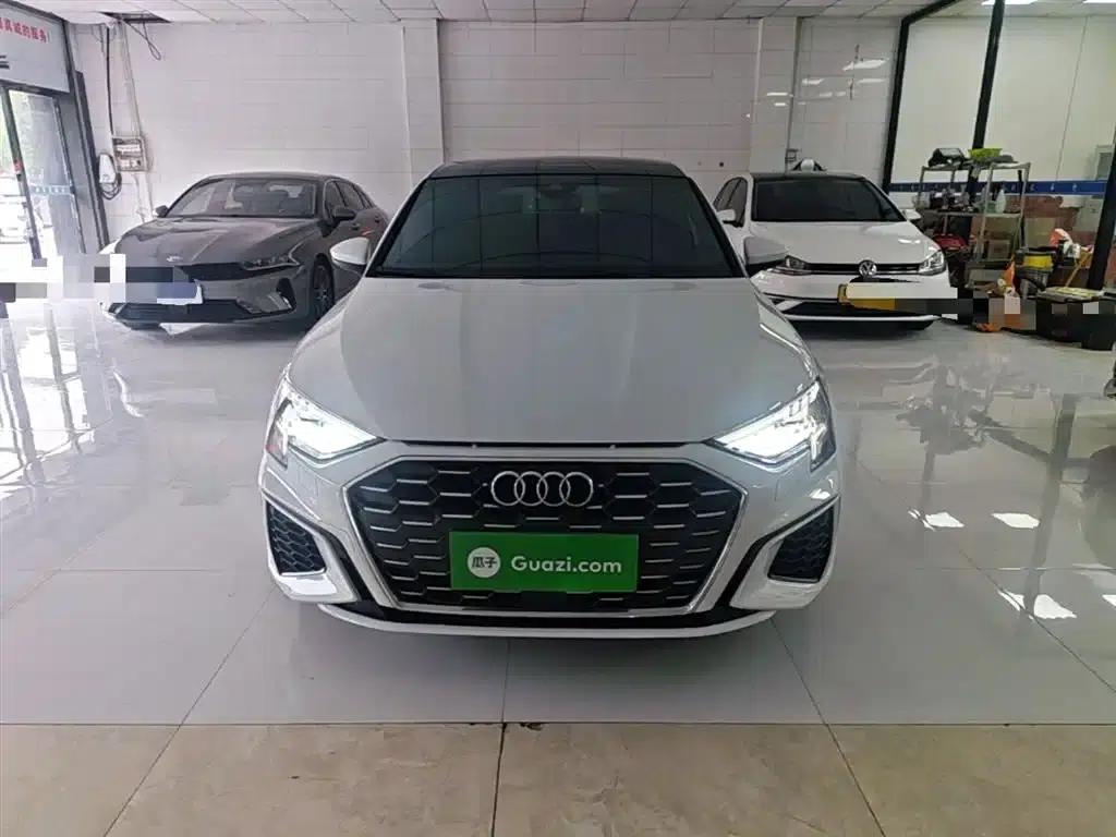 Audi A3 2021 Sportback 35 TFSI Fashion Sport — миниатюра 3