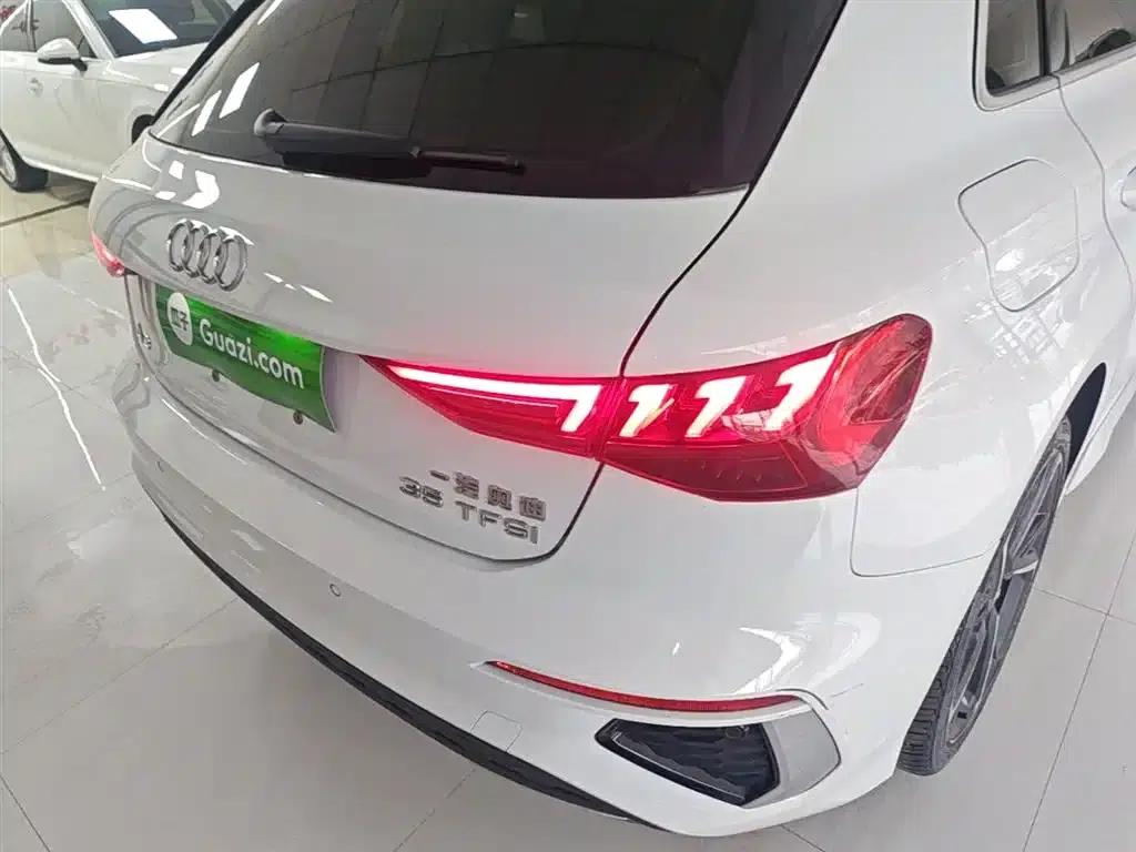 Audi A3 2021 Sportback 35 TFSI Fashion Sport — миниатюра 8