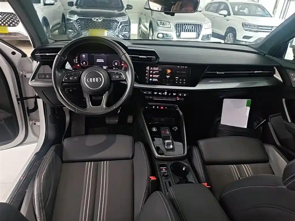 Audi A3 2021 Sportback 35 TFSI Fashion Sport — миниатюра 10