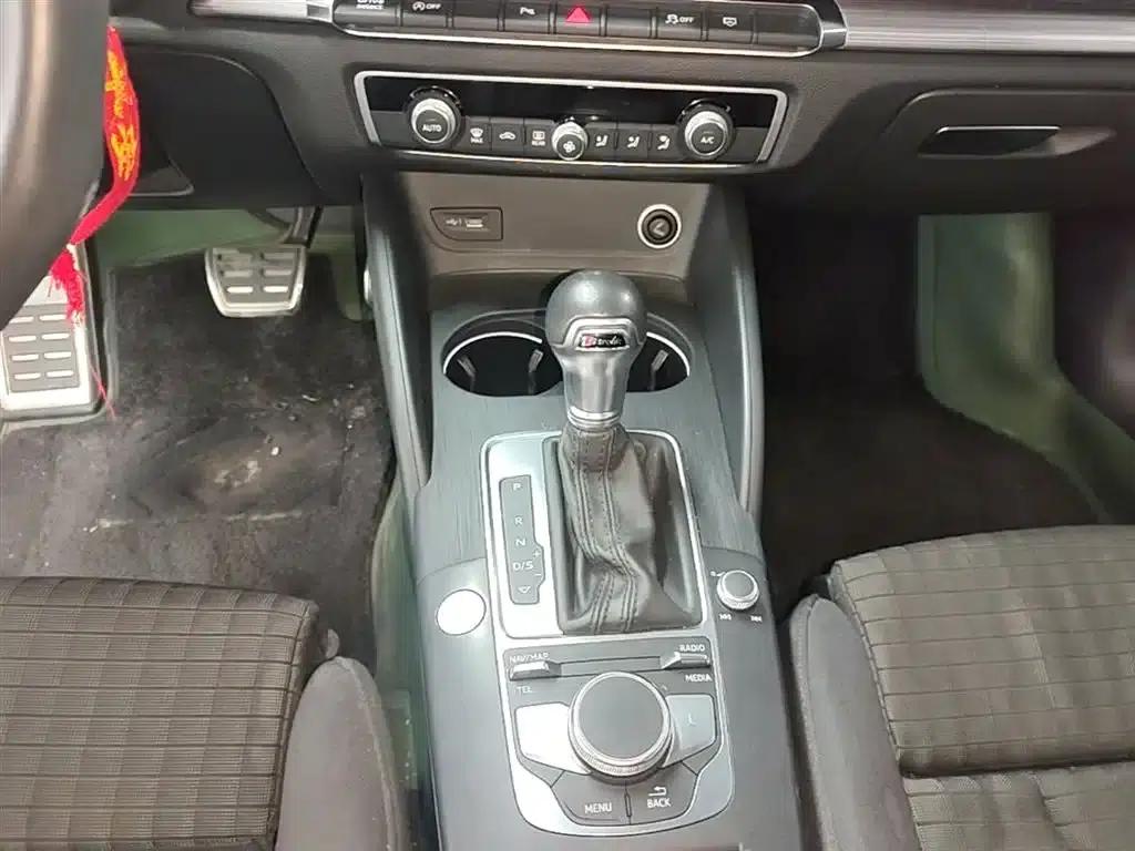 Audi A3 2020 Sportback 35 TFSI Sport (China V emission standard) — миниатюра 14