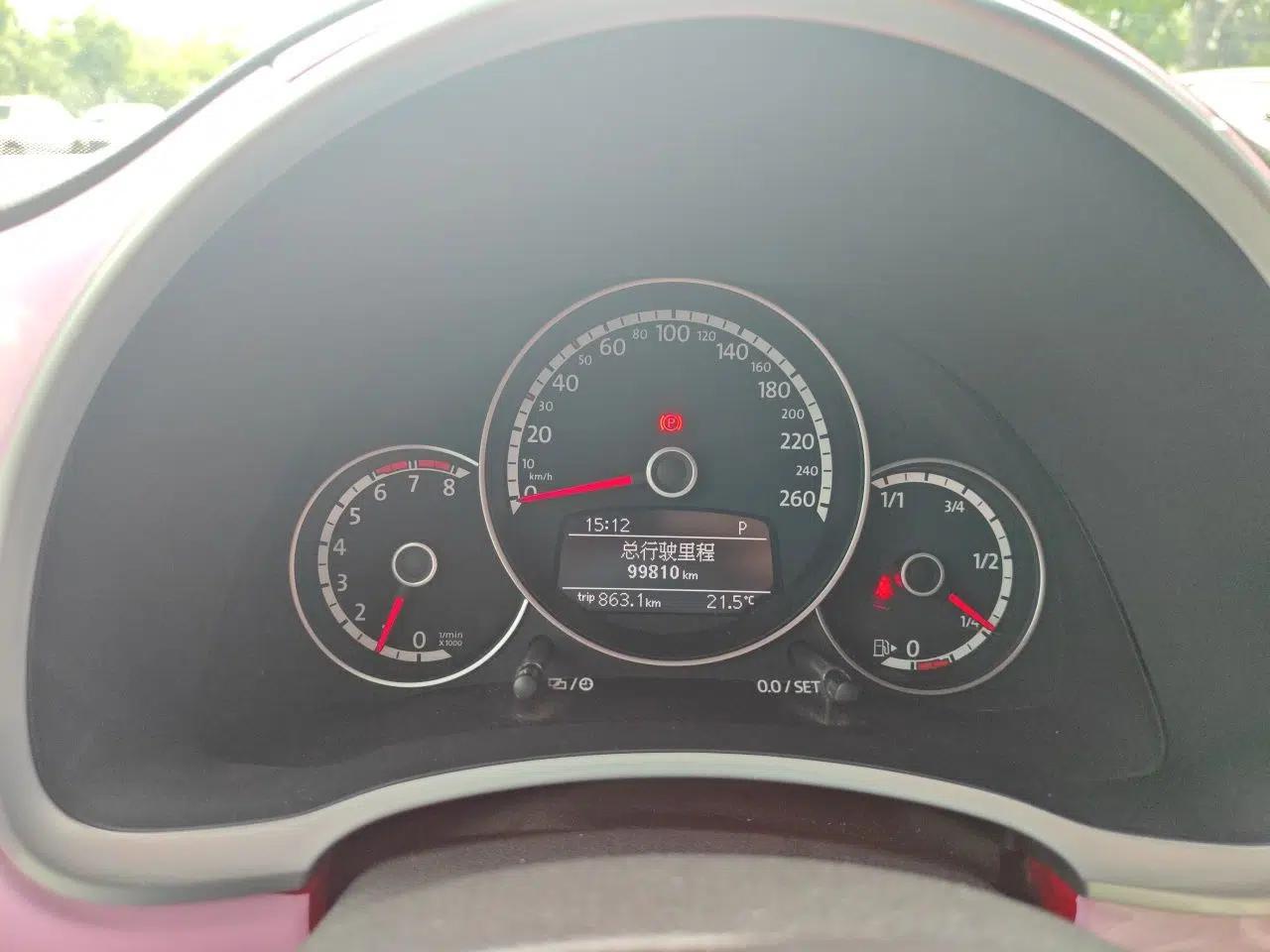 Volkswagen Beetle 2013 1.4TSI Fashion Edition — миниатюра 12