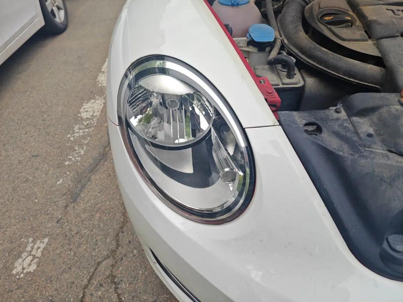 Volkswagen Beetle 2013 1.4TSI Fashion Edition — миниатюра 7