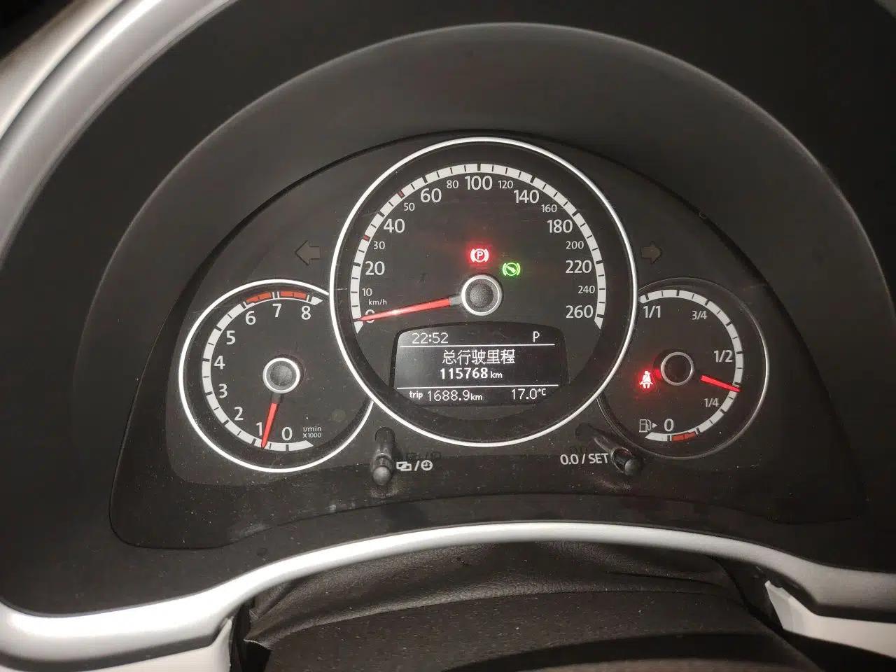 Volkswagen Beetle 2013 1.2TSI Comfort Model — миниатюра 12
