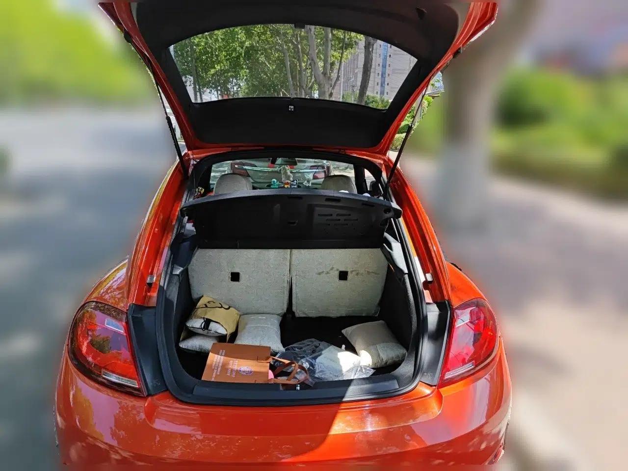 Volkswagen Beetle 2017 180TSI Yile Edition — миниатюра 20