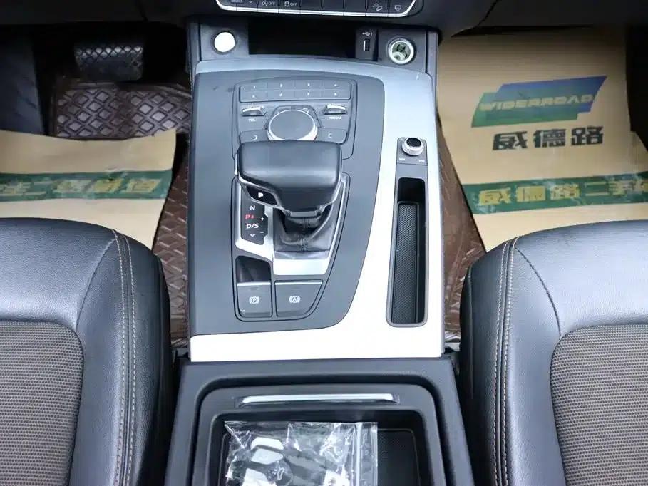Audi Q5L 2020 40 TFSI Luxury Progressive Edition — миниатюра 24