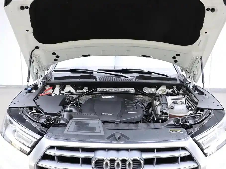 Audi Q5L 2020 40 TFSI Luxury Progressive Edition — миниатюра 31