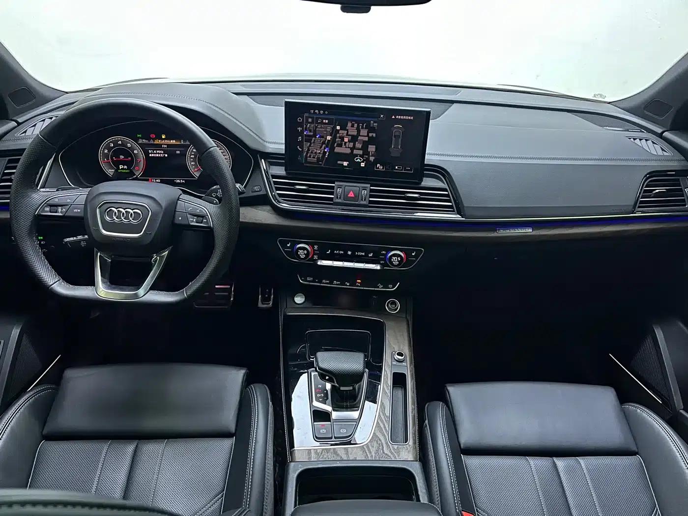 Audi Q5L 2025 45th Anniversary Edition 45 TFSI Luxury Dynamic — миниатюра 6