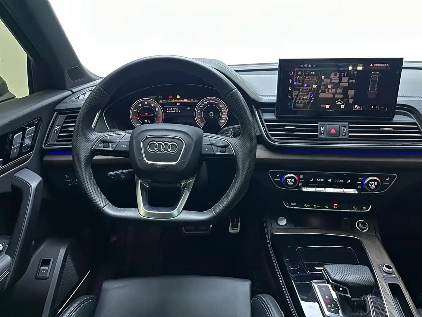 Audi Q5L 2025 45th Anniversary Edition 45 TFSI Luxury Dynamic — миниатюра 9
